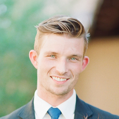 Papazımız: James Greene